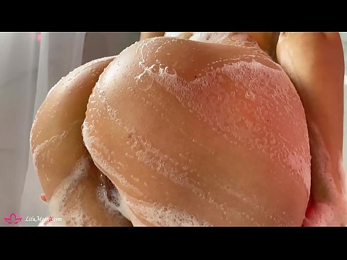 ❤️ Brunette sjálfsfróar kisu með titrara til að fá mikla fullnægingu í sturtu ️❌ Fjandinn myndband á is.mrvideospornogratis.ru ❌